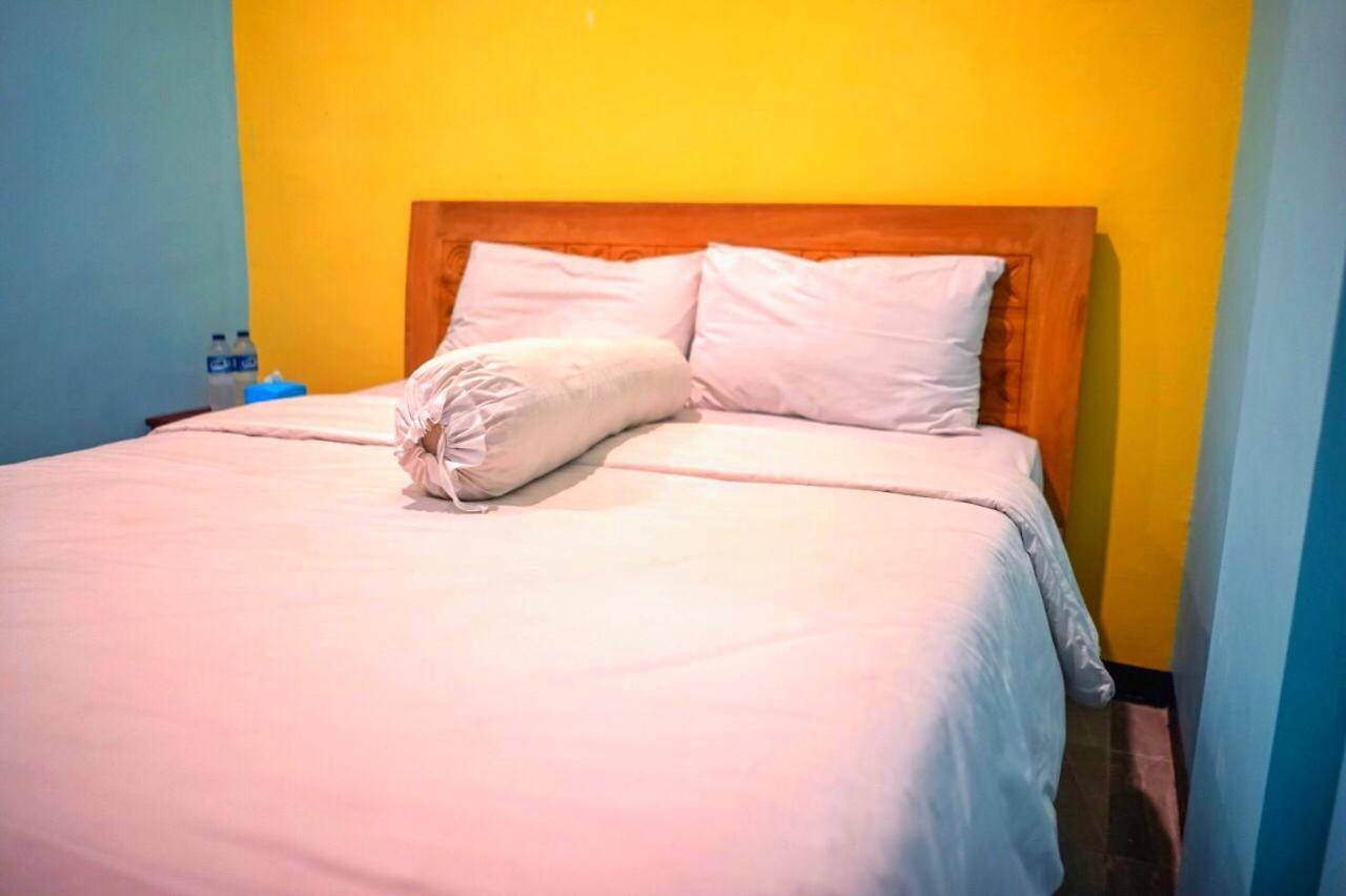Roomz Budget Residence Semarang Zewnętrze zdjęcie